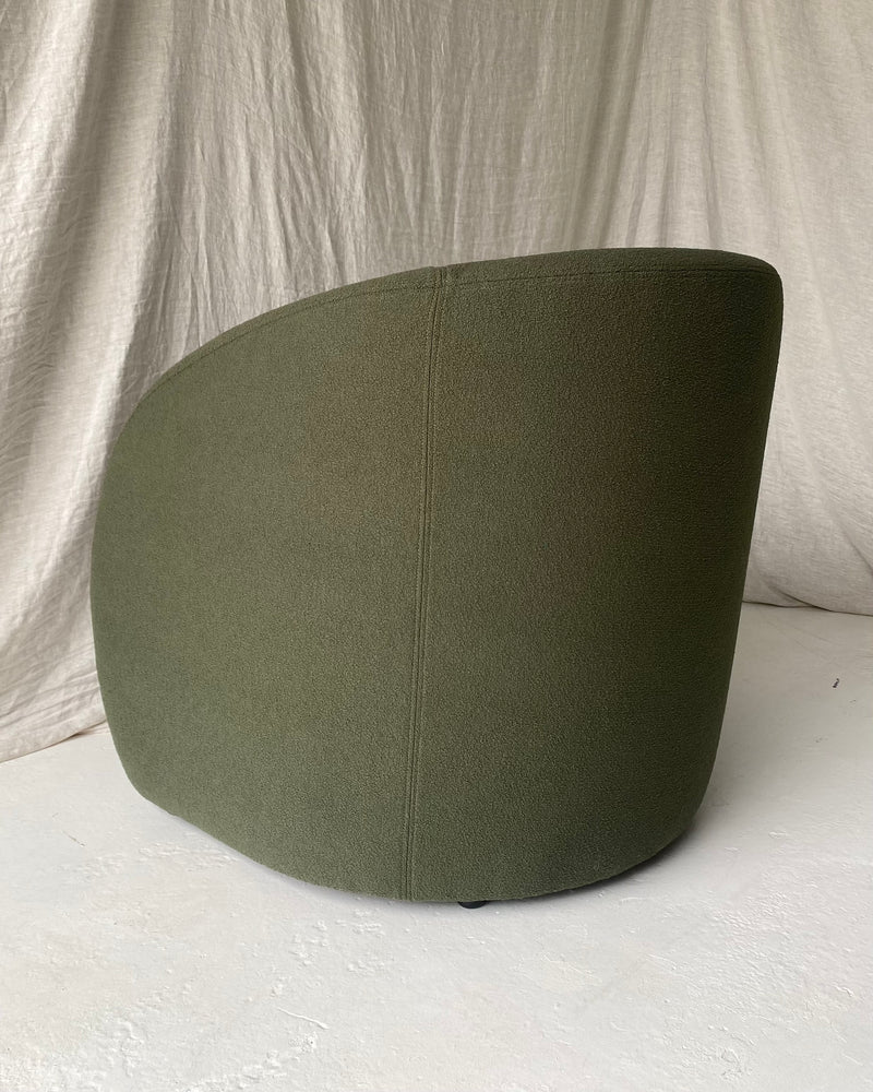 
                  
                    Forest Green Curved 1980's Tub
                  
                